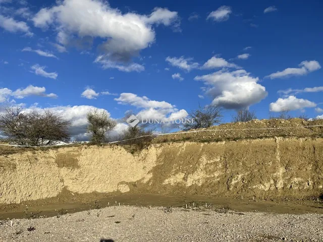 Eladó telek Tinnye, Bethlen Gábor utca 2218 nm