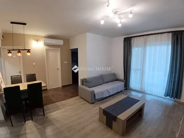 Eladó lakás Bicske 51 nm