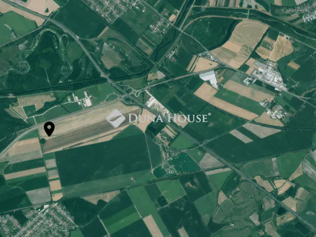 Eladó mezőgazdasági ingatlan Ikrény, Külterület 162057 nm