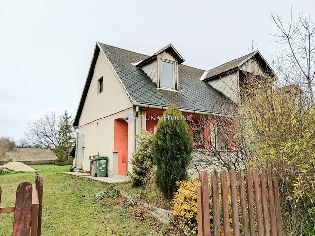 Eladó ház Vértesboglár 95 nm