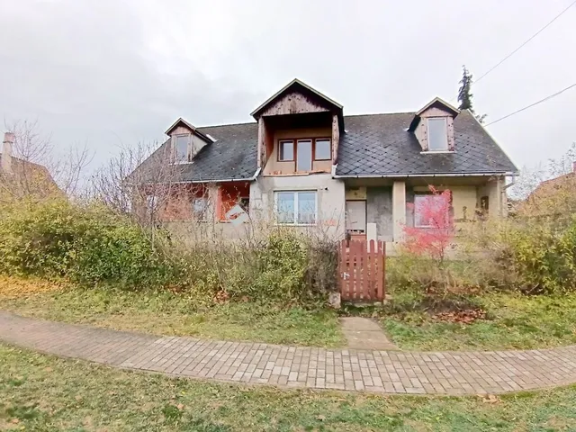 Eladó ház Vértesboglár 95 nm