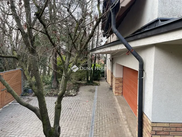 Eladó ház Telki, Szarvas utca 175 nm