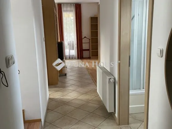 Eladó ház Telki, Szarvas utca 175 nm