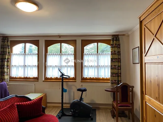 Eladó ház Budapest II. kerület, Kossuth Lajos utca 220 nm