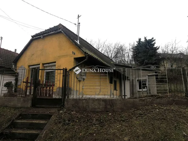 Eladó ház Lábatlan, Dózsa György út 82 nm