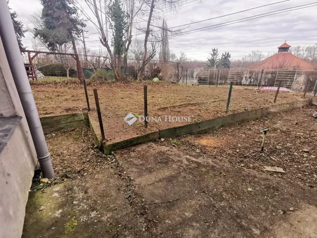 Eladó ház Lábatlan, Dózsa György út 82 nm