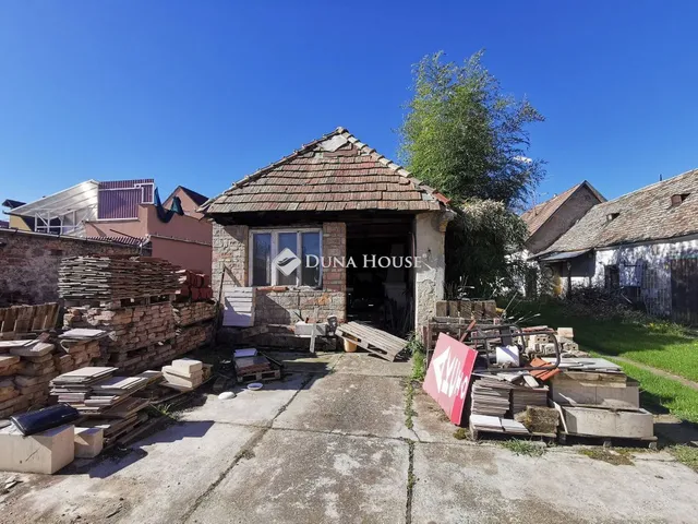 Eladó ház Tata, Táncsics Mihály utca 65 nm