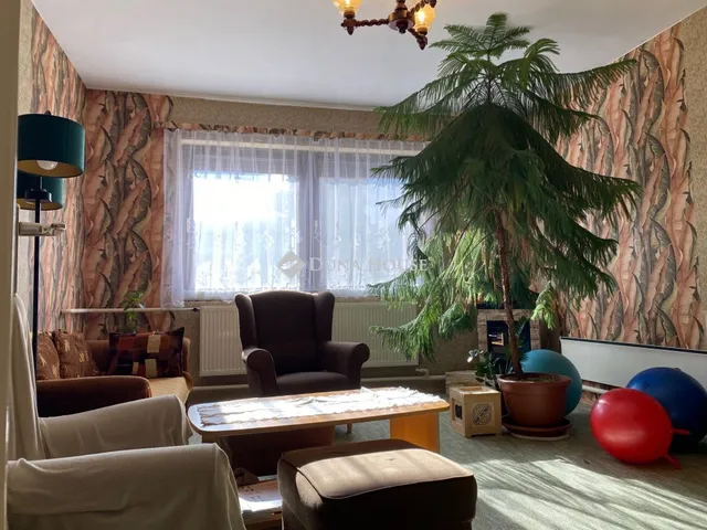 Eladó ház Csabdi 138 nm