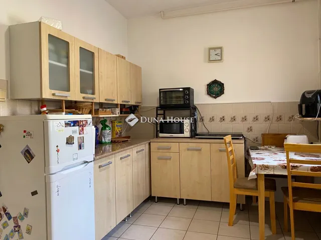 Eladó ház Csabdi, Petőfi Sándor utca 138 nm