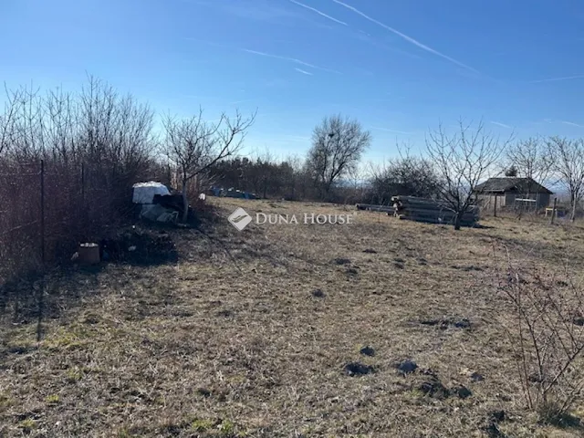 Eladó telek Bicske, Külterület 980 nm
