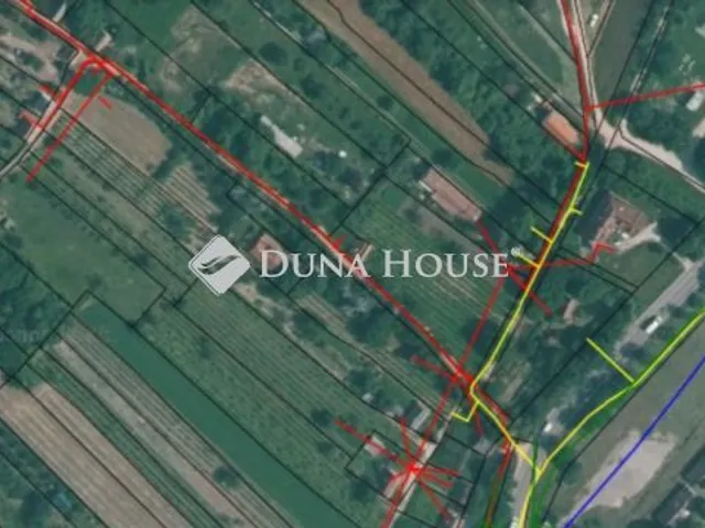 Eladó telek Tök, Zártkert 800 nm