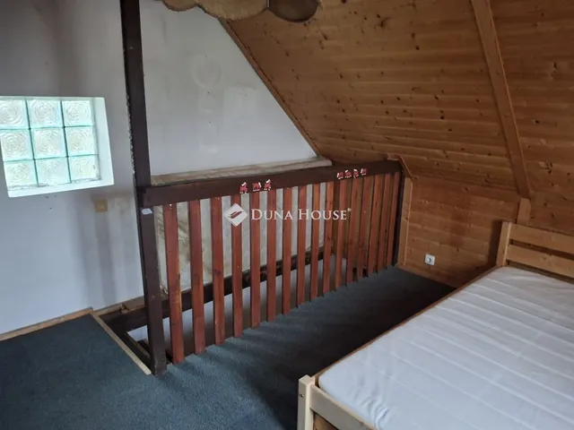 Eladó ház Bicske, Baboshegy 30 nm