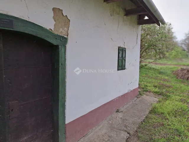 Eladó ház Bicske 30 nm