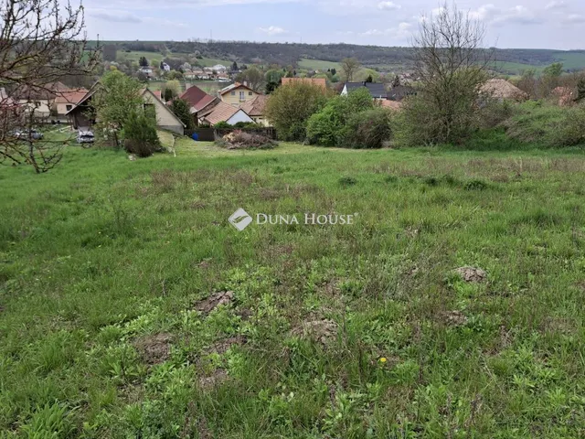 Eladó telek Sárisáp 2116 nm