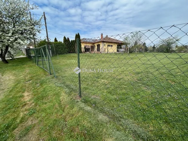 Eladó telek Felcsút, Pozsonyi utca 1436 nm