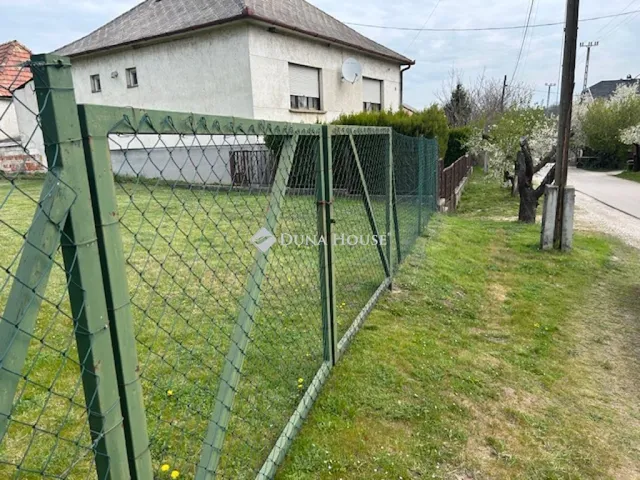 Eladó telek Felcsút, Pozsonyi utca 1436 nm