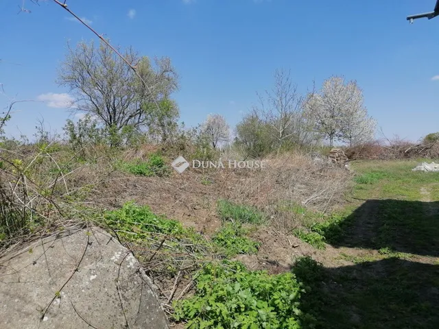 Eladó telek Bicske 101 nm