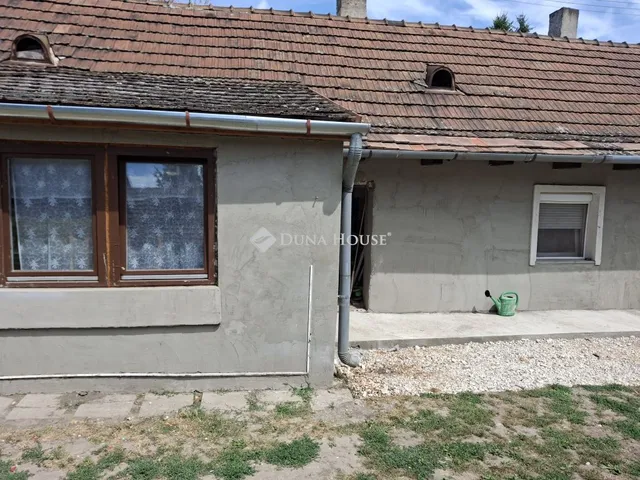 Eladó ház Bicske 100 nm