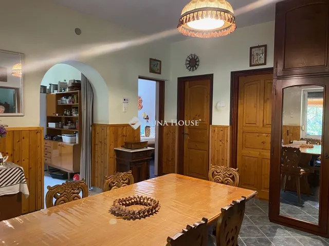 Eladó ház Vértesboglár, Pince köz 148 nm