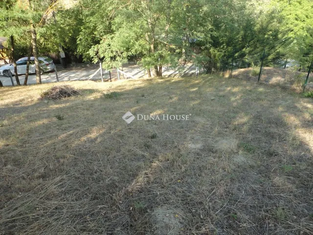 Eladó telek Etyek 800 nm