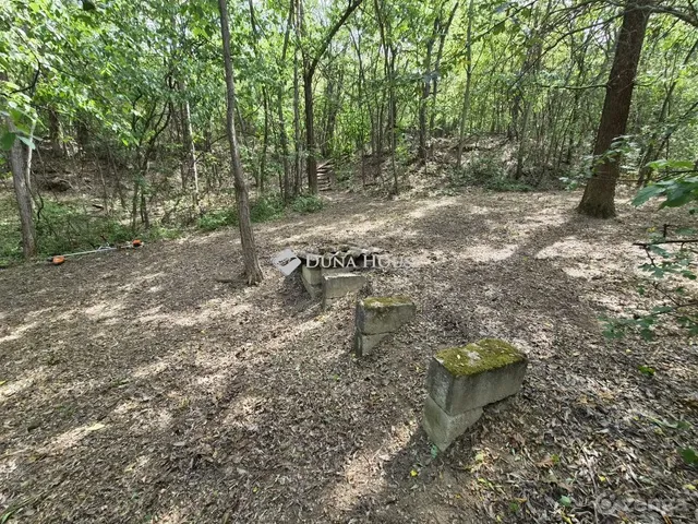 Eladó telek Bicske, Zártkert 5654 nm