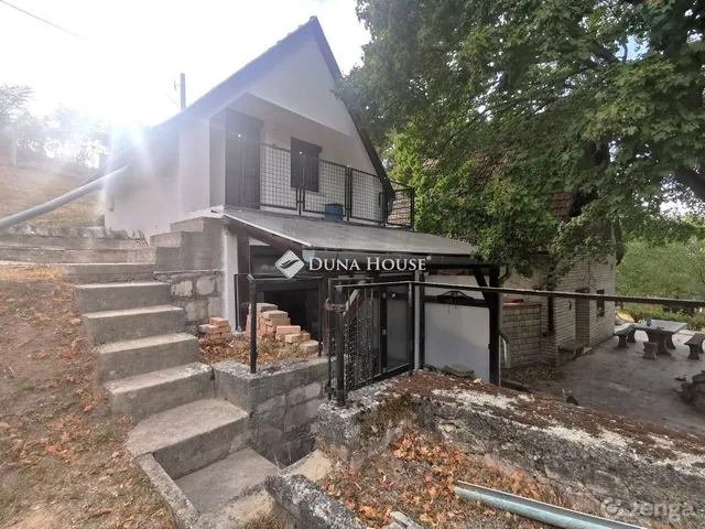 Eladó nyaraló Süttő, Külterület 50 nm