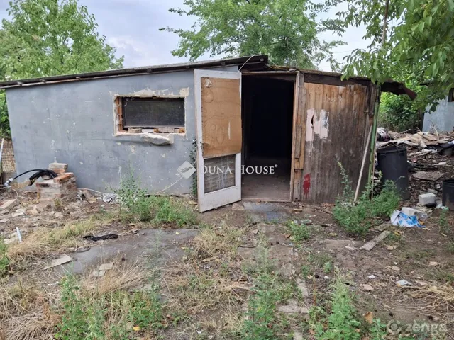 Eladó telek Kulcs, Pesti utca 863 nm