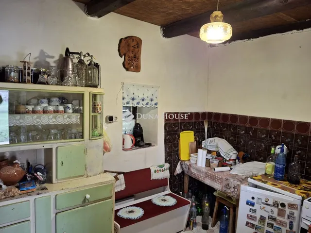 Eladó ház Csákvár, Zártkert 40 nm