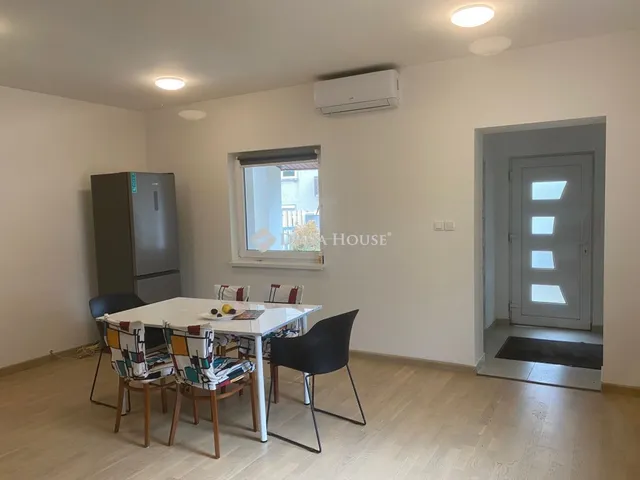 Kiadó ház Mány, Sport utca 110 nm