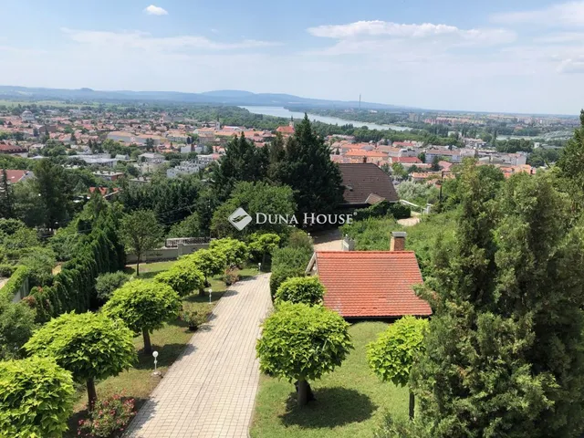 Eladó ház Esztergom 370 nm