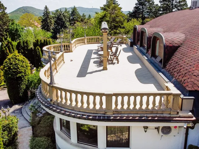 Eladó ház Solymár 700 nm