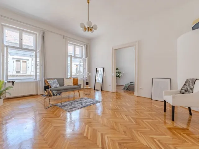 Eladó lakás Budapest VI. kerület 97 nm