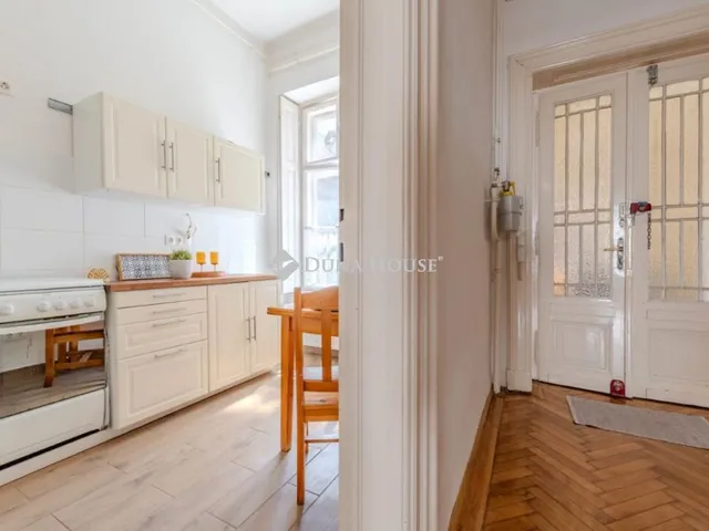 Eladó lakás Budapest VI. kerület, Nagymező utca 97 nm