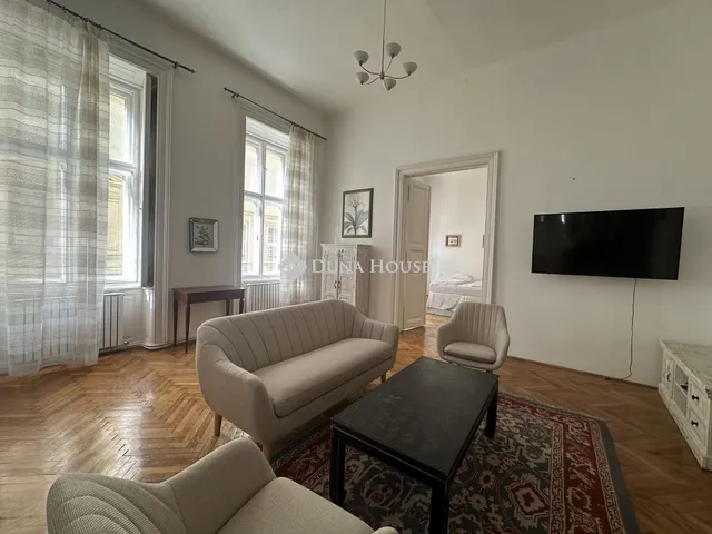Kiadó lakás Budapest V. kerület 117 nm