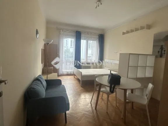 Kiadó lakás Budapest V. kerület, Október 6. utca 25 nm