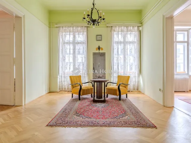Eladó lakás Budapest V. kerület 134 nm
