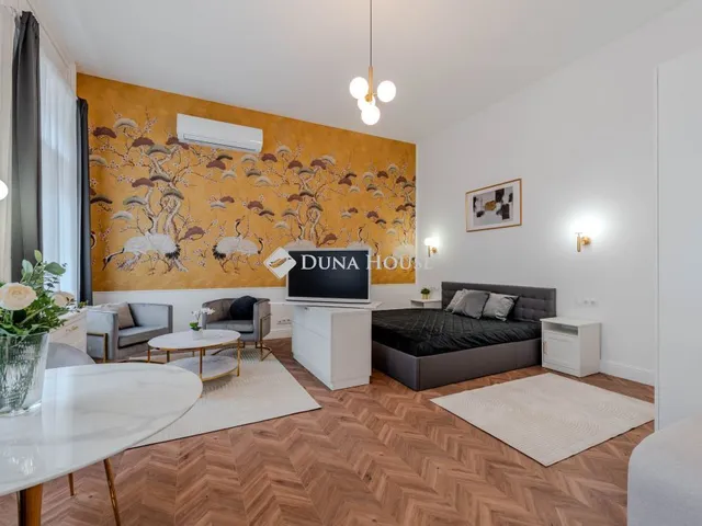 Kiadó lakás Budapest V. kerület, Aulich utca 36 nm