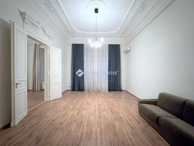 Kiadó lakás Budapest V. kerület, Nádor utca 124 nm