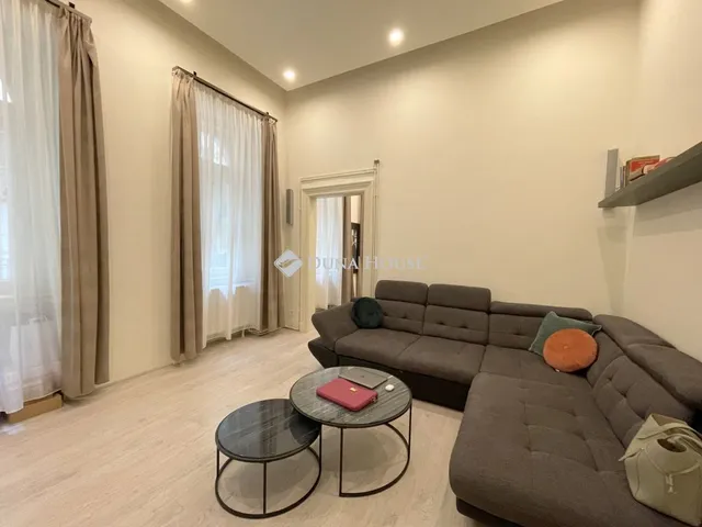 Kiadó lakás Budapest VI. kerület, Podmaniczky utca 57 nm