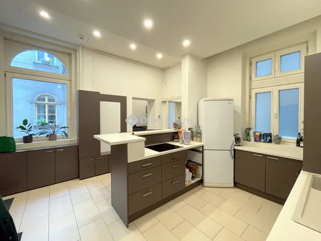 Kiadó lakás Budapest VI. kerület, Podmaniczky utca 57 nm