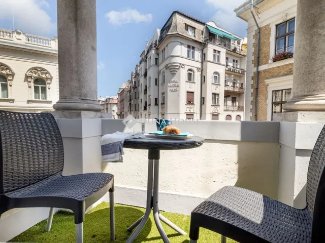 Eladó lakás Budapest V. kerület 101 nm