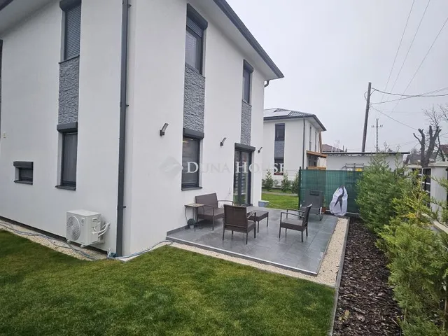 Eladó ház Budapest XVII. kerület, Kopolya utca 101 nm