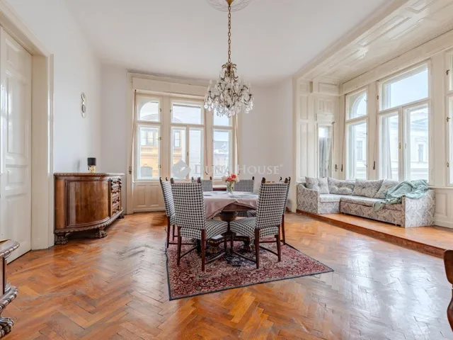 Eladó lakás Budapest V. kerület 91 nm