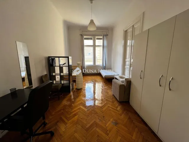 Eladó lakás Budapest VIII. kerület 88 nm