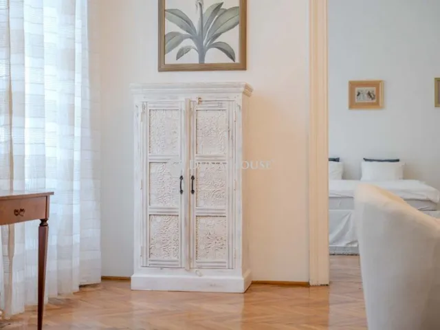 Kiadó lakás Budapest V. kerület, Váci utca 122 nm