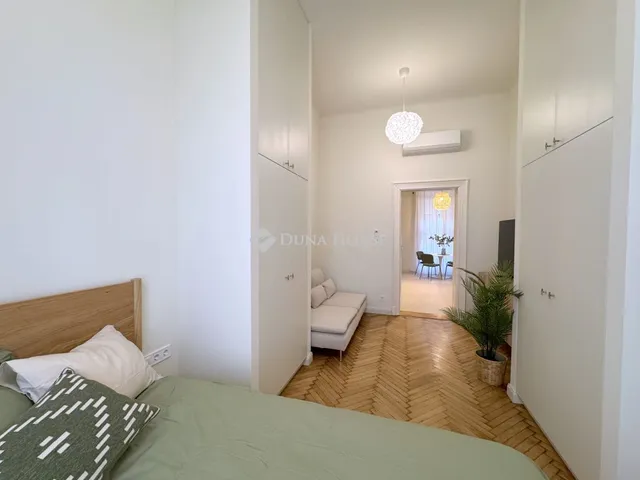 Kiadó lakás Budapest VI. kerület, Zichy Jenő utca 37 nm