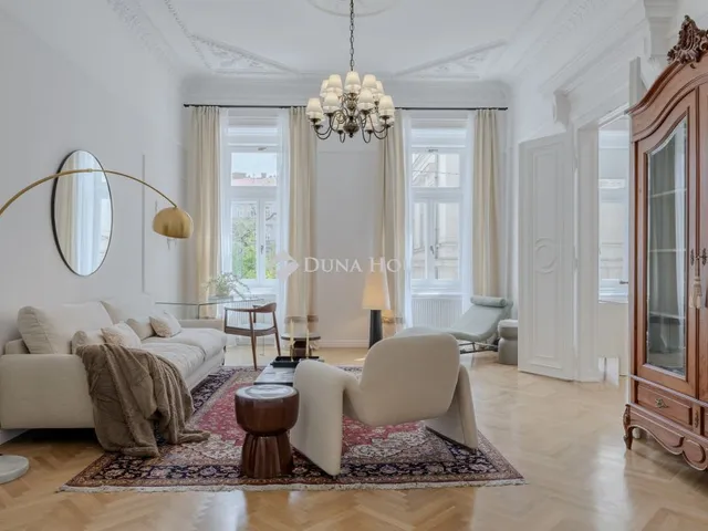 Eladó lakás Budapest V. kerület 106 nm