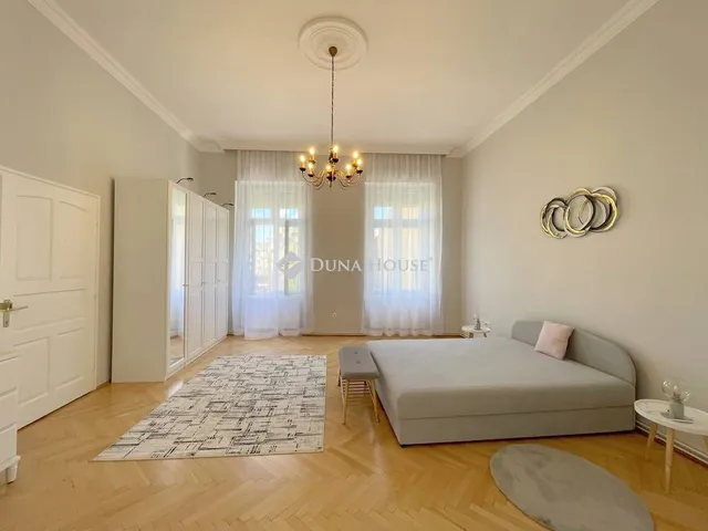 Kiadó lakás Budapest V. kerület 79 nm