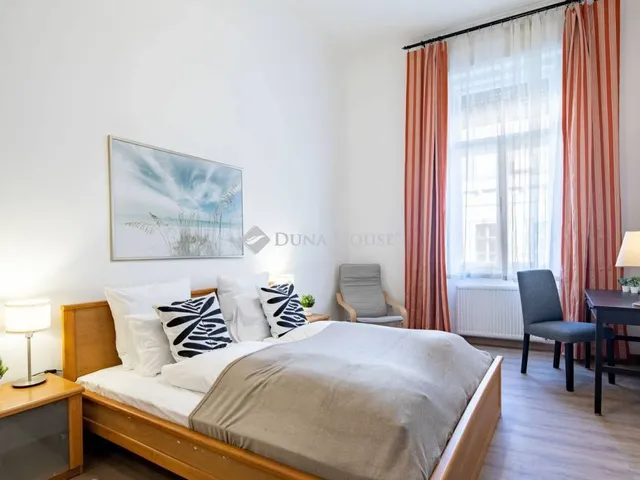Eladó lakás Budapest VI. kerület, Csengery utca 111 nm