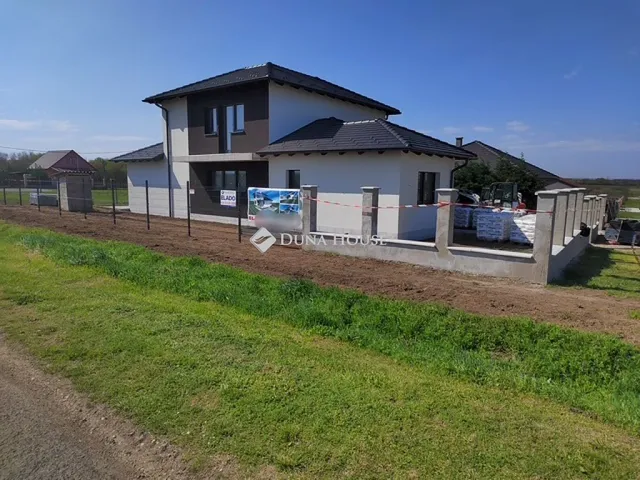 Eladó üdülő és hétvégi ház Buzsák 154 nm